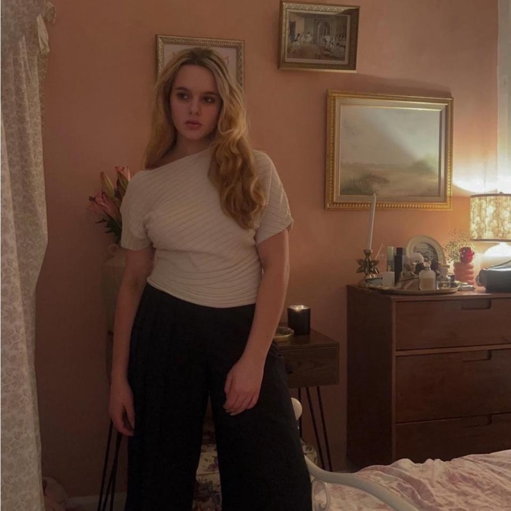 Black Capri High Waisted Trousers - image 2